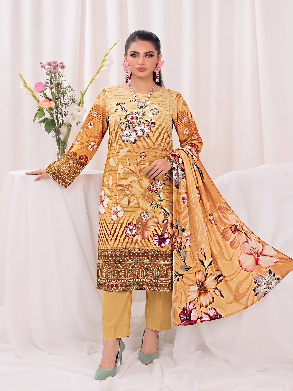 Mayal – 3 Piece Printed Suit
