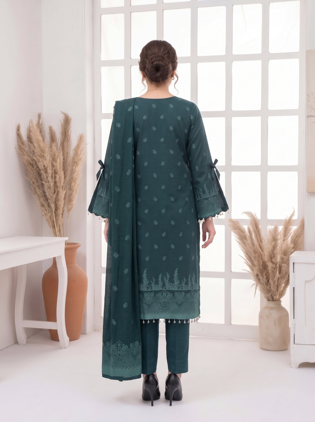 Saqaafah – 3 Piece Printed Lawn Suit