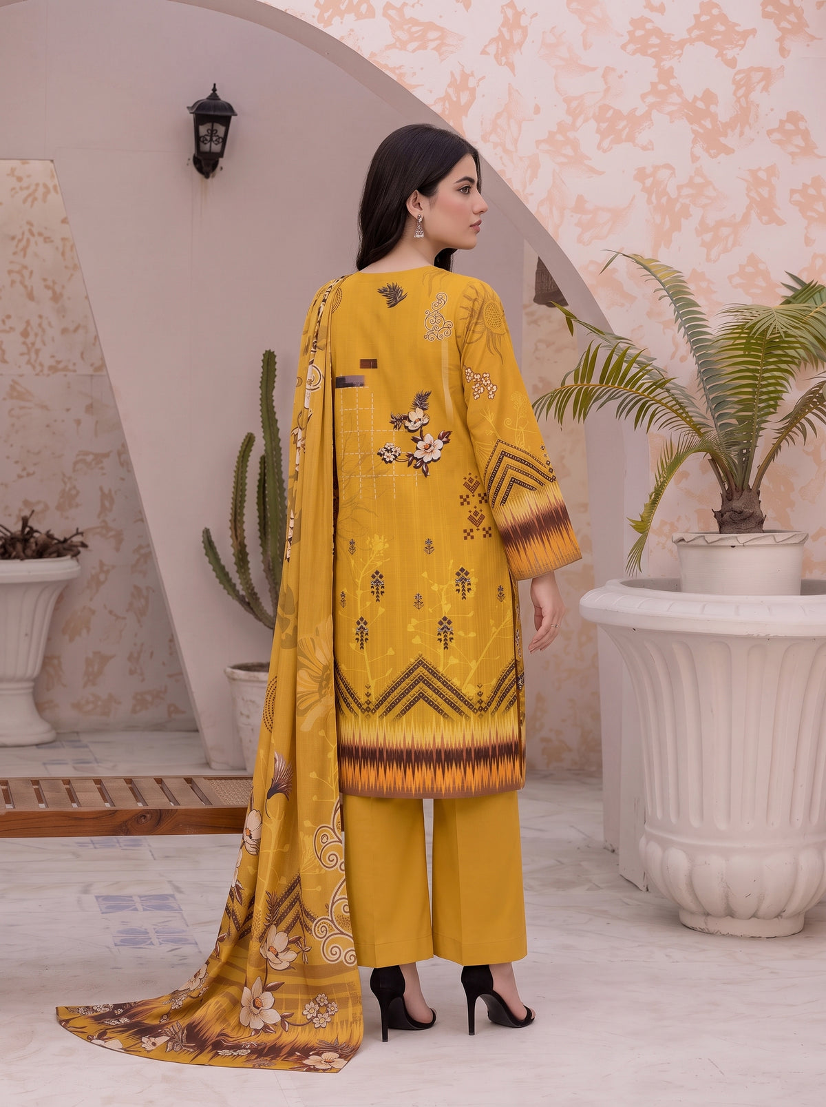 Roha Khaddar Printed Suit Vol 1 (Design 3)