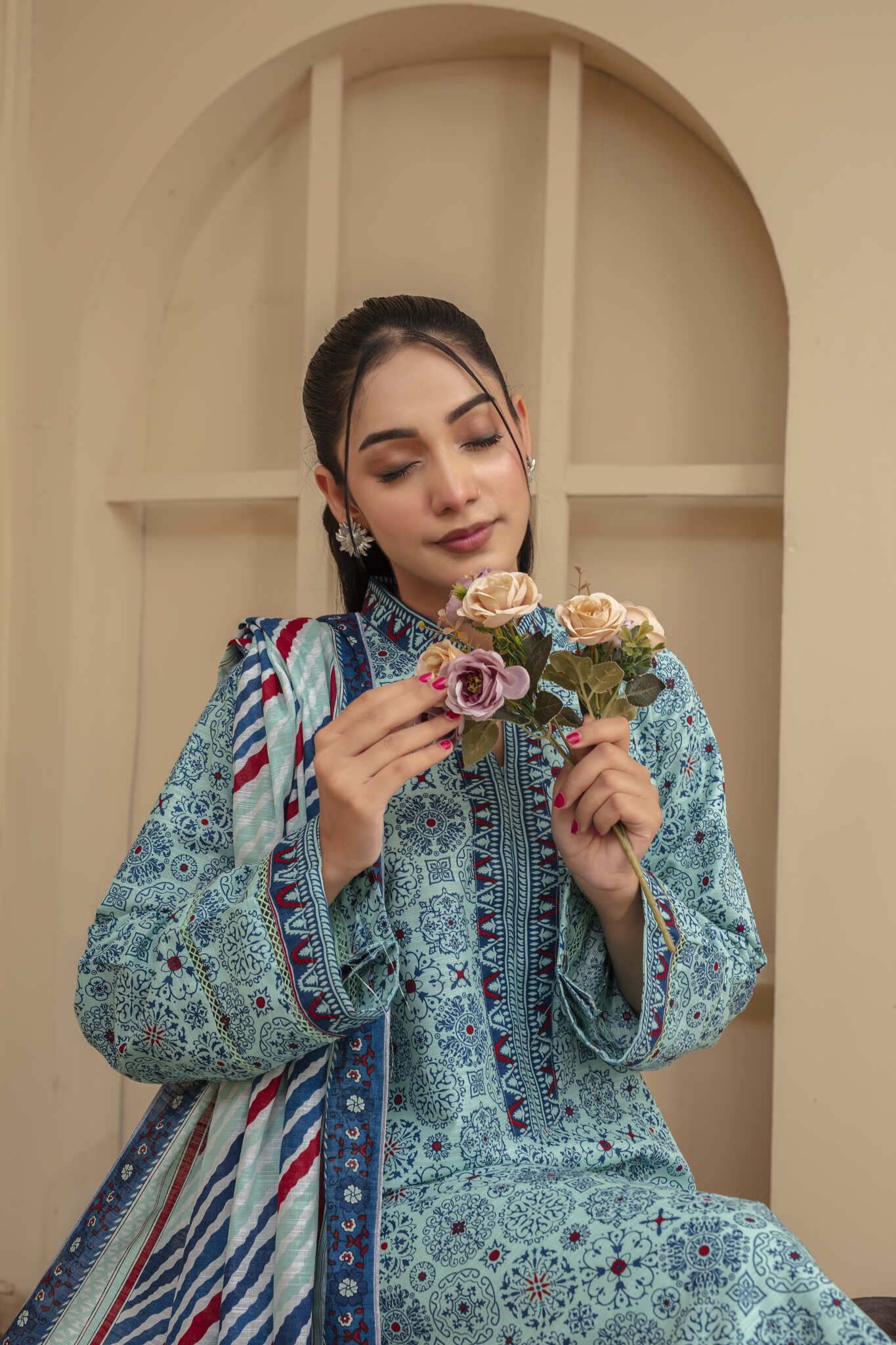 Unstitched Printed Khaddar 3 Piece