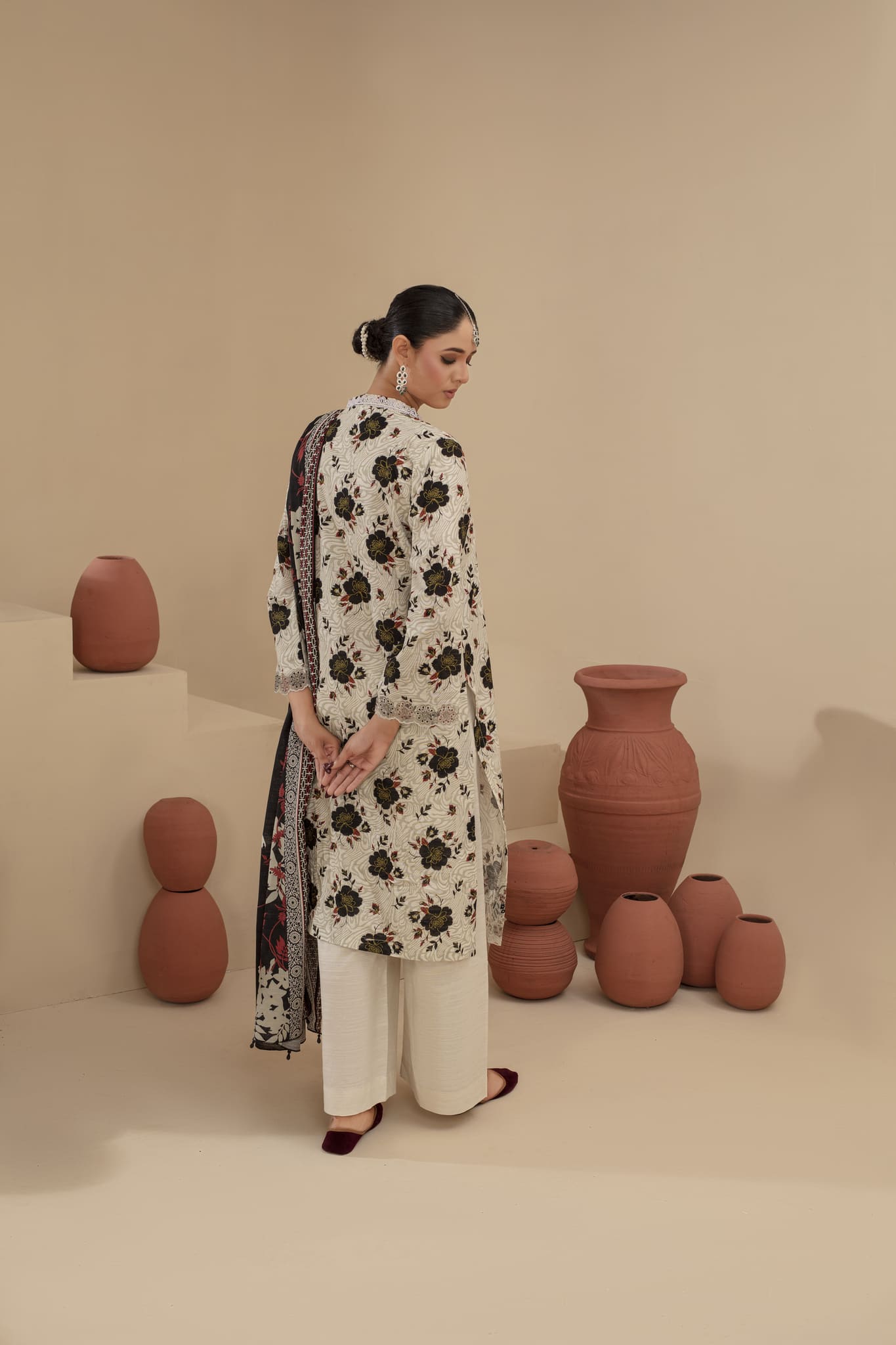 Unstitched Printed Khaddar with Embroidery Patches 3 Piece