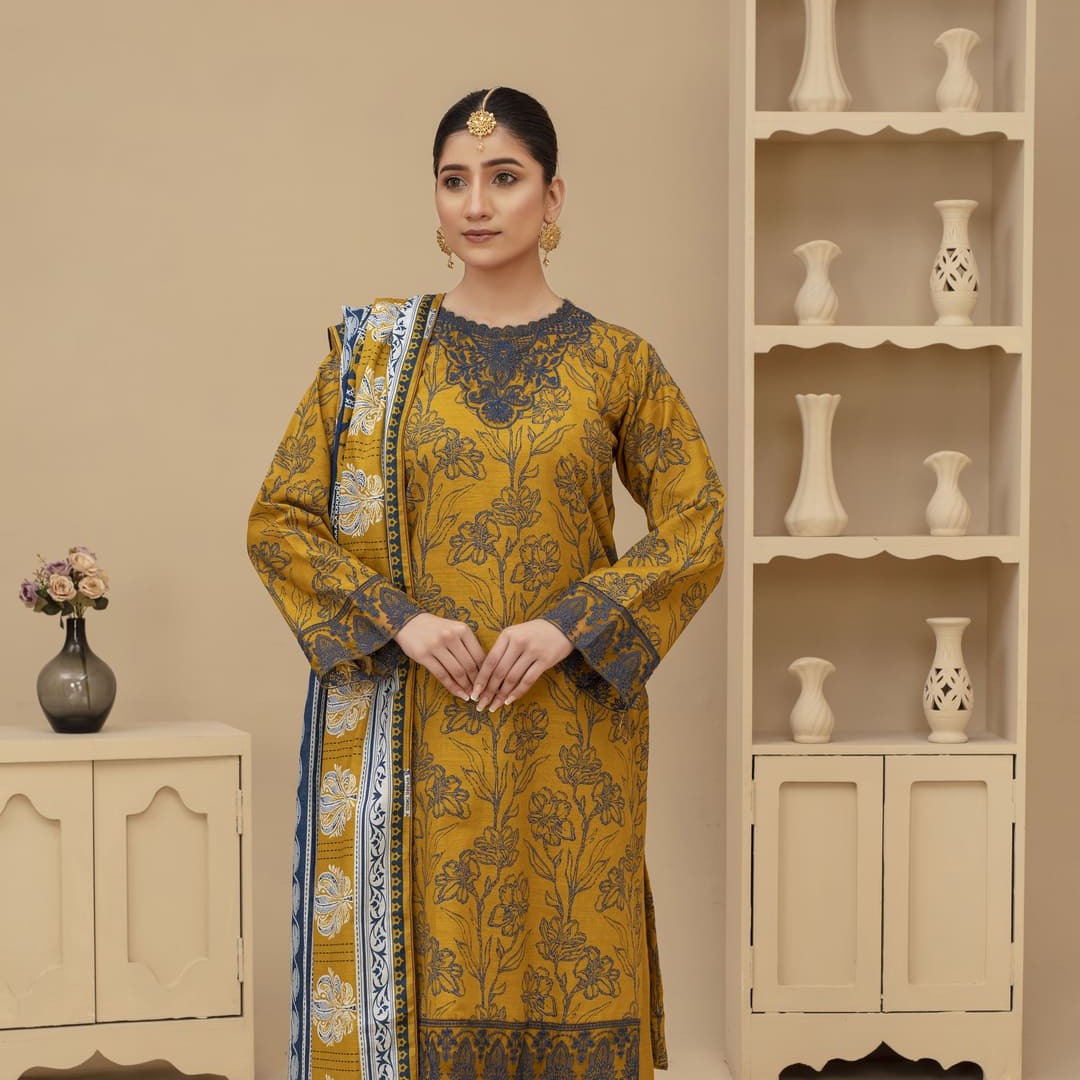 Unstitched Khaddar Printed with Embroidery Patches 3 Piece