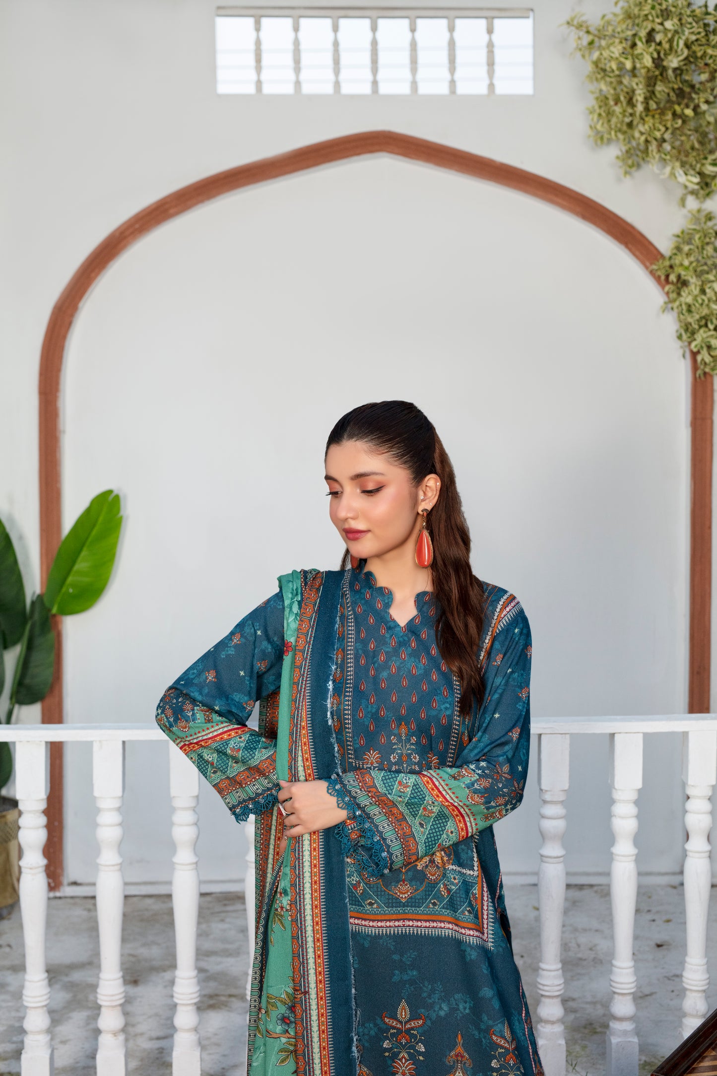 Unstitched Printed Viscose Karandi 3 Piece
