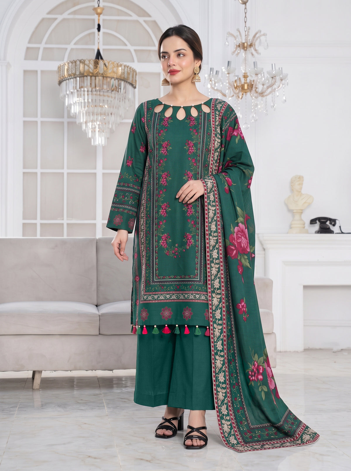 Roha Khaddar Printed Suit Vol 2 (Design 6)
