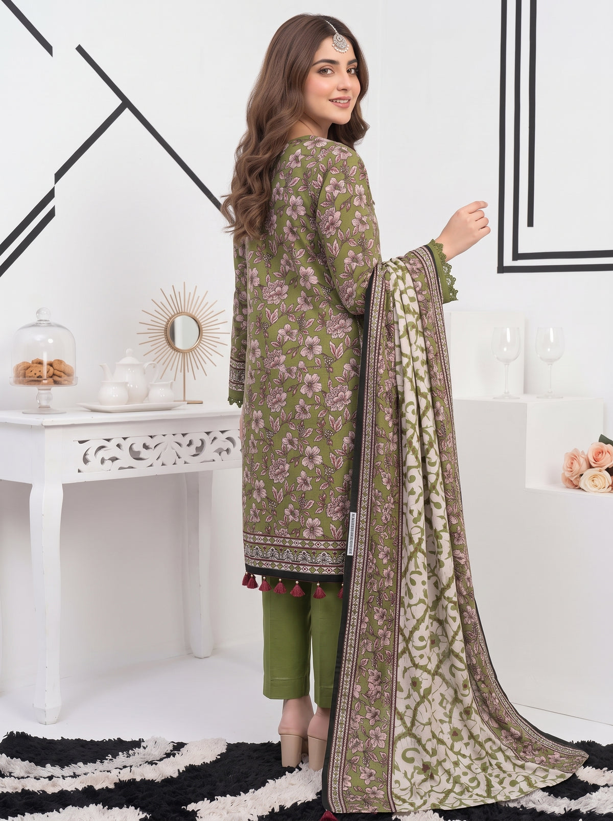 Khaddar Mehak 3-Piece Suit