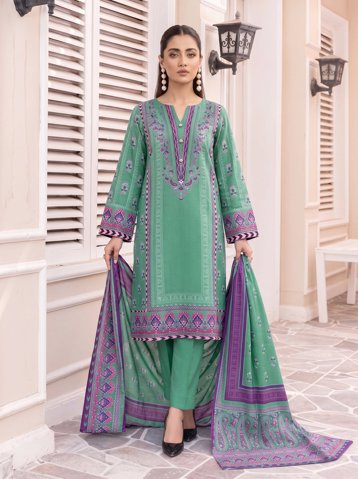 Roha Khaddar Printed Suit Vol 3 (Design 4)