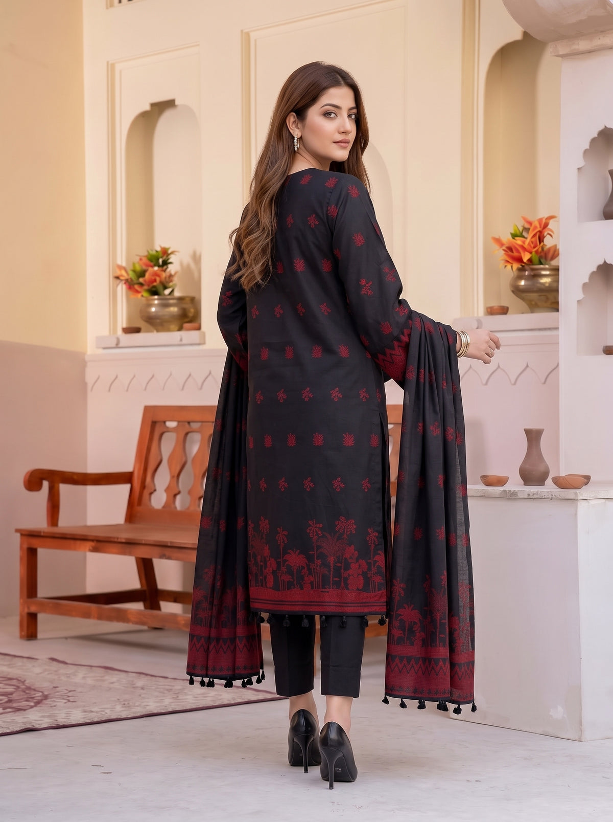 Saqaafah – 3 Piece Printed Lawn Suit