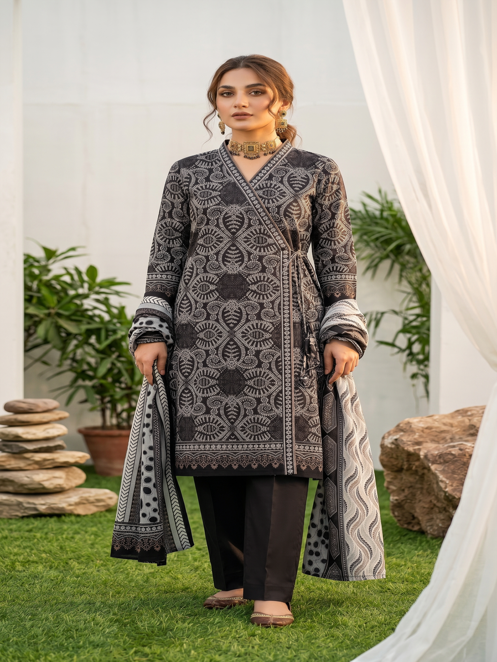 Unstitched Printed Lawn 3 Piece Suit