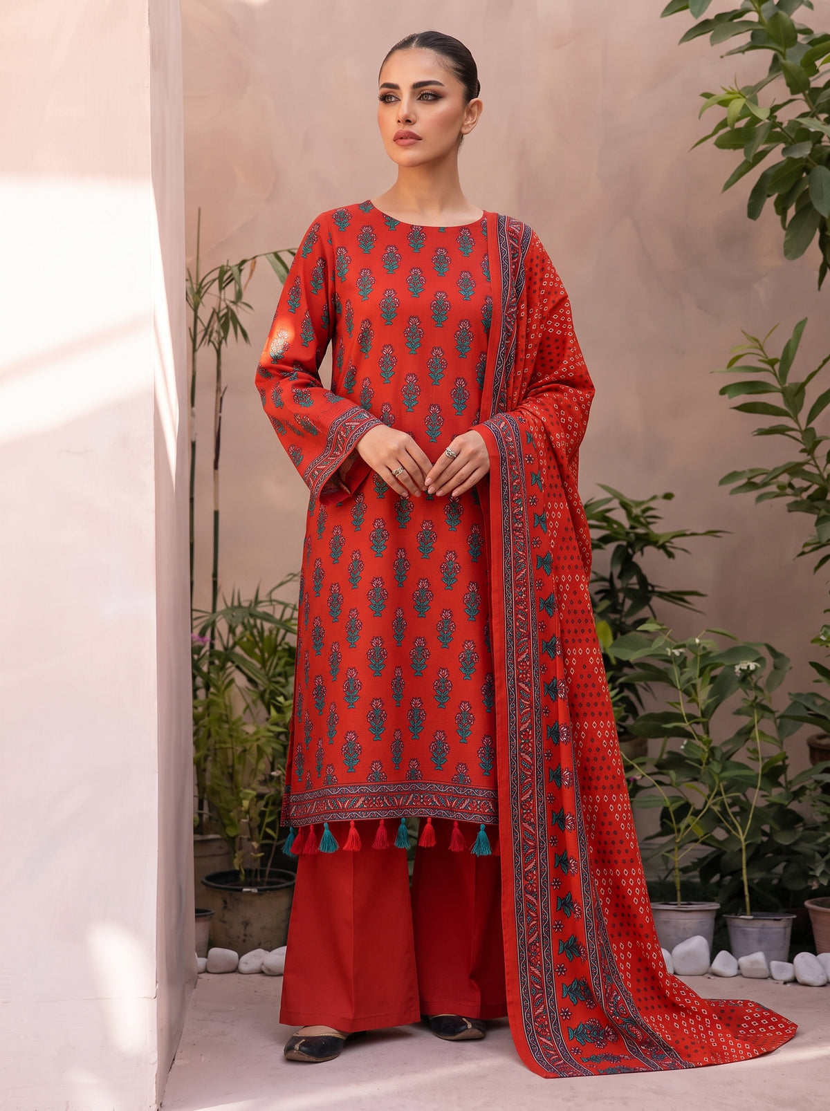 Khaddar Mehak 3-Piece Suit