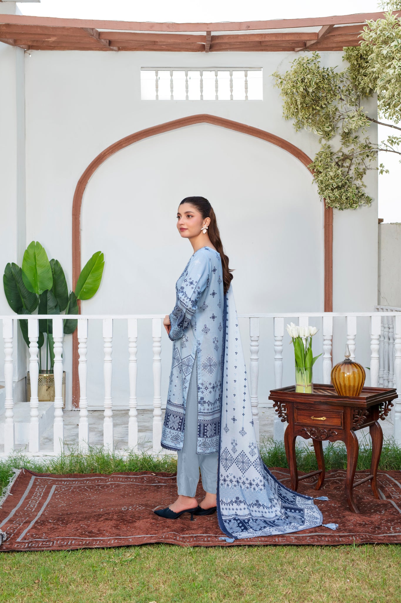 Unstitched Printed Viscose Karandi 3 Piece