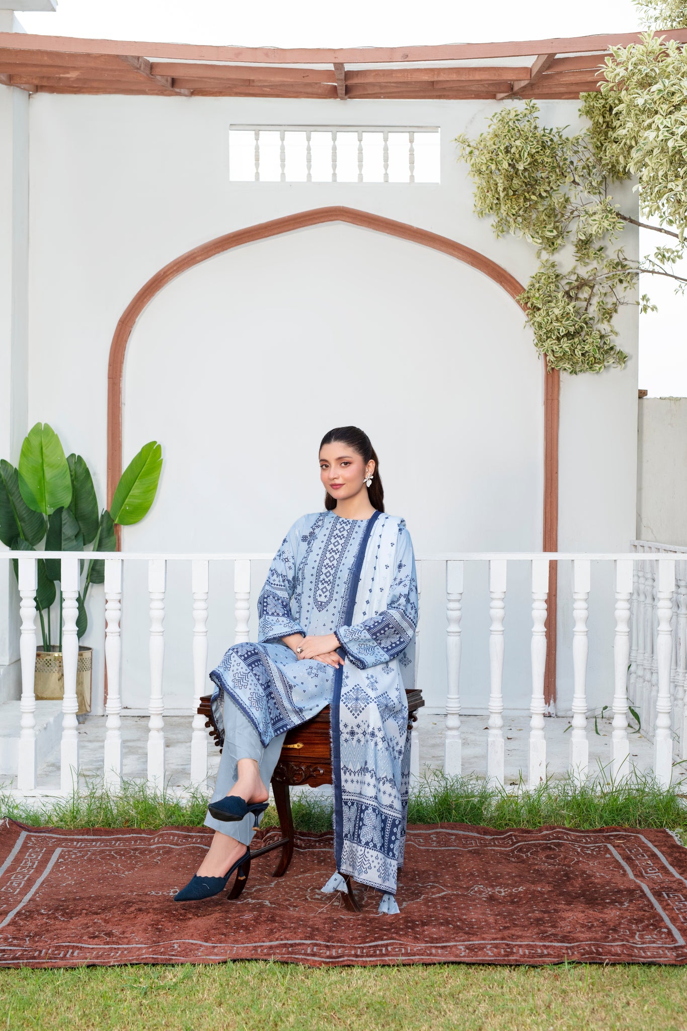 Unstitched Printed Viscose Karandi 3 Piece