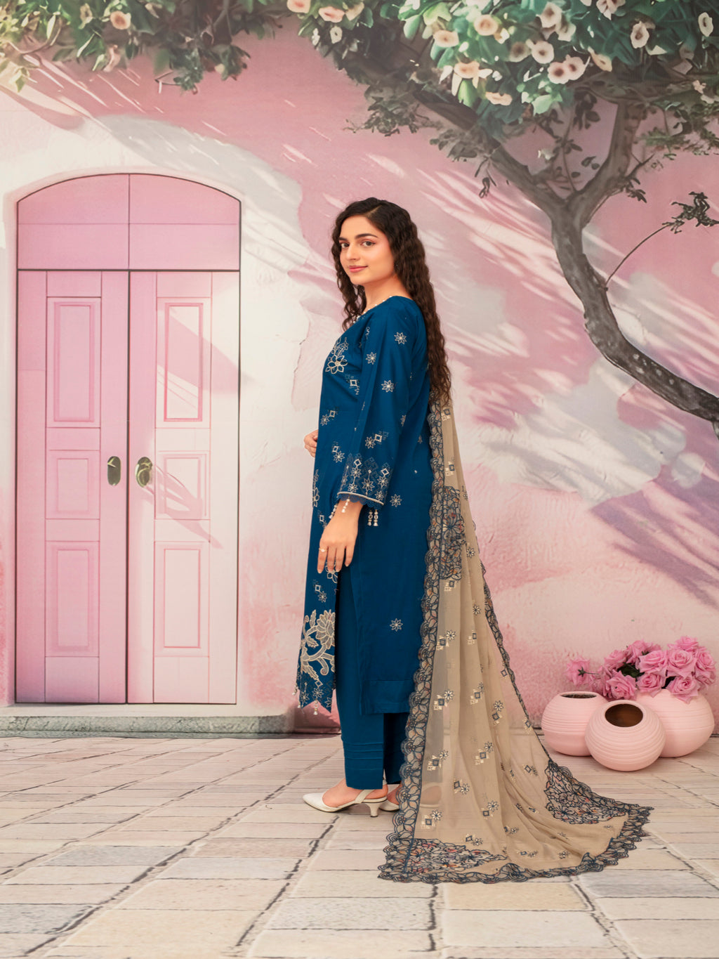Unstitched Printed Lawn 3 Piece Suit