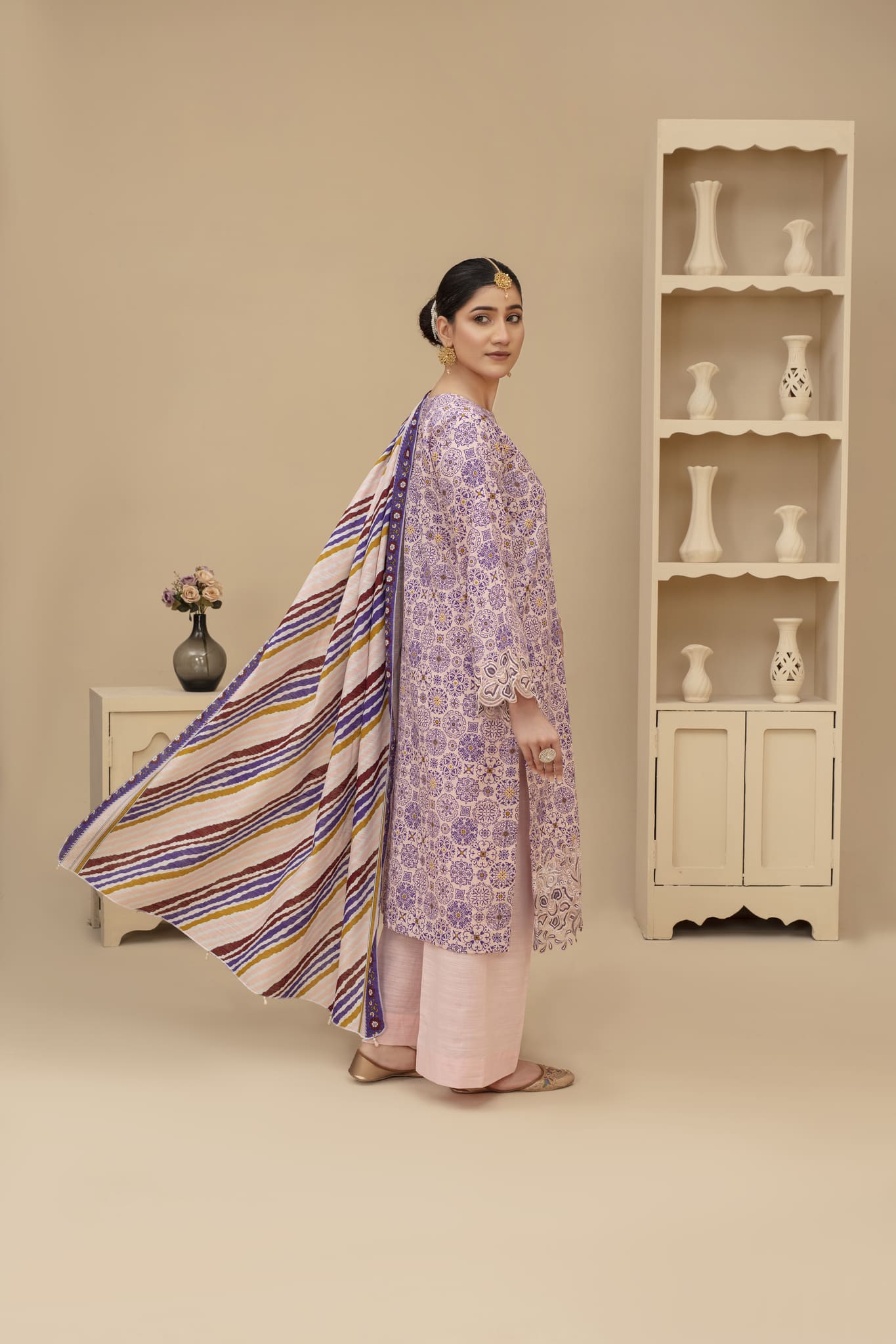 Unstitched Khaddar Print with Embroidery Patches 3 Piece