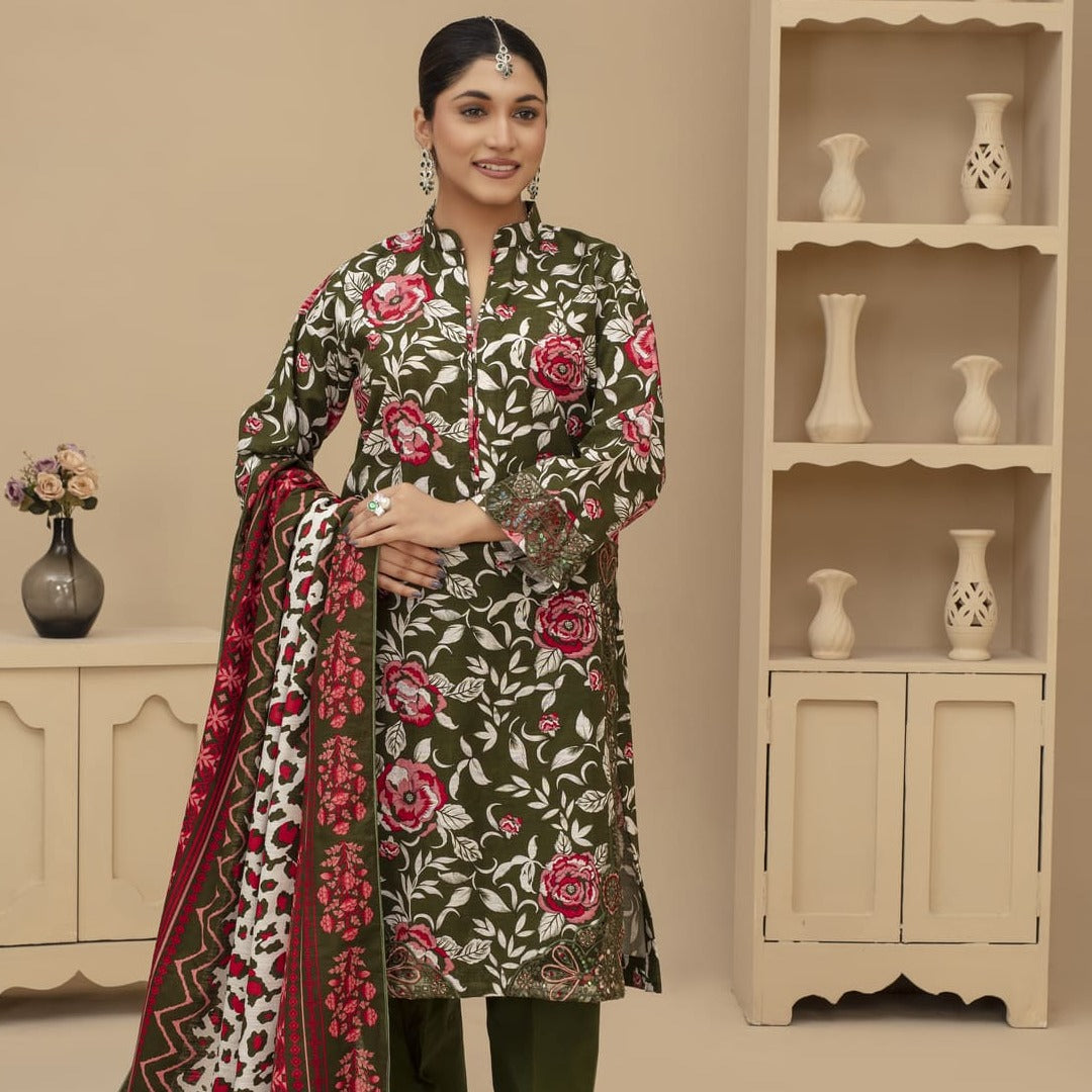 Unstitched Khaddar Print with Embroidery Patches 3 Piece