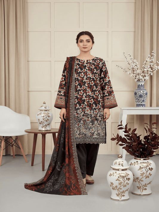 Digital Print Embroided Lawn 3 Piece Suit Unstitched